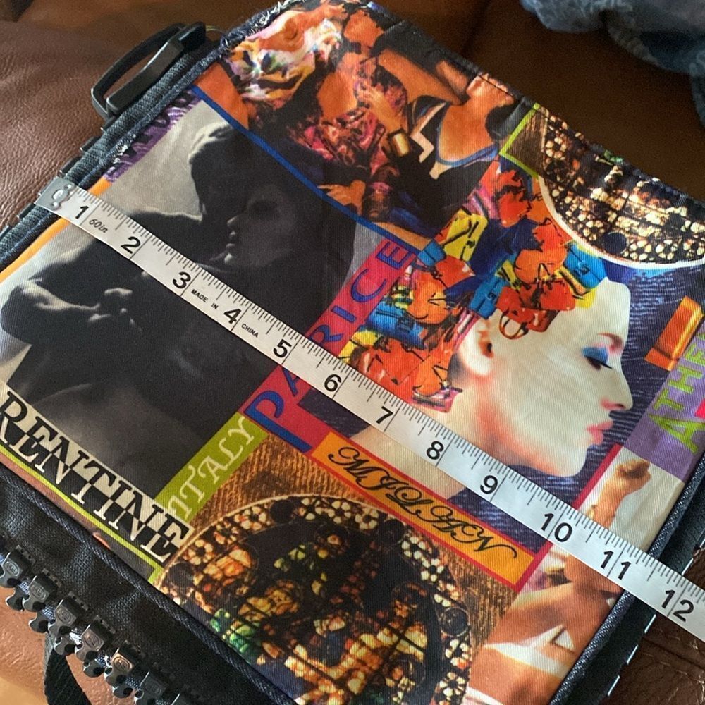 Cross Body Purse - Picture 14 of 15